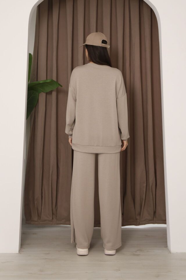 Şık Tasarım Alt Üst Ara Biyeli Bisiklet Yakalı Buluz,Cepli Nervür Dikişli Pantolon İkili Takım