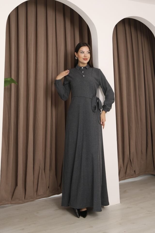 Poliviskon Yandan Bağlamalı Yakalı Önü Düğmeli Kol Ucu Lastikli Elbise