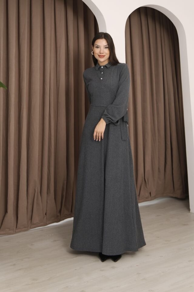 Poliviskon Yandan Bağlamalı Yakalı Önü Düğmeli Kol Ucu Lastikli Elbise